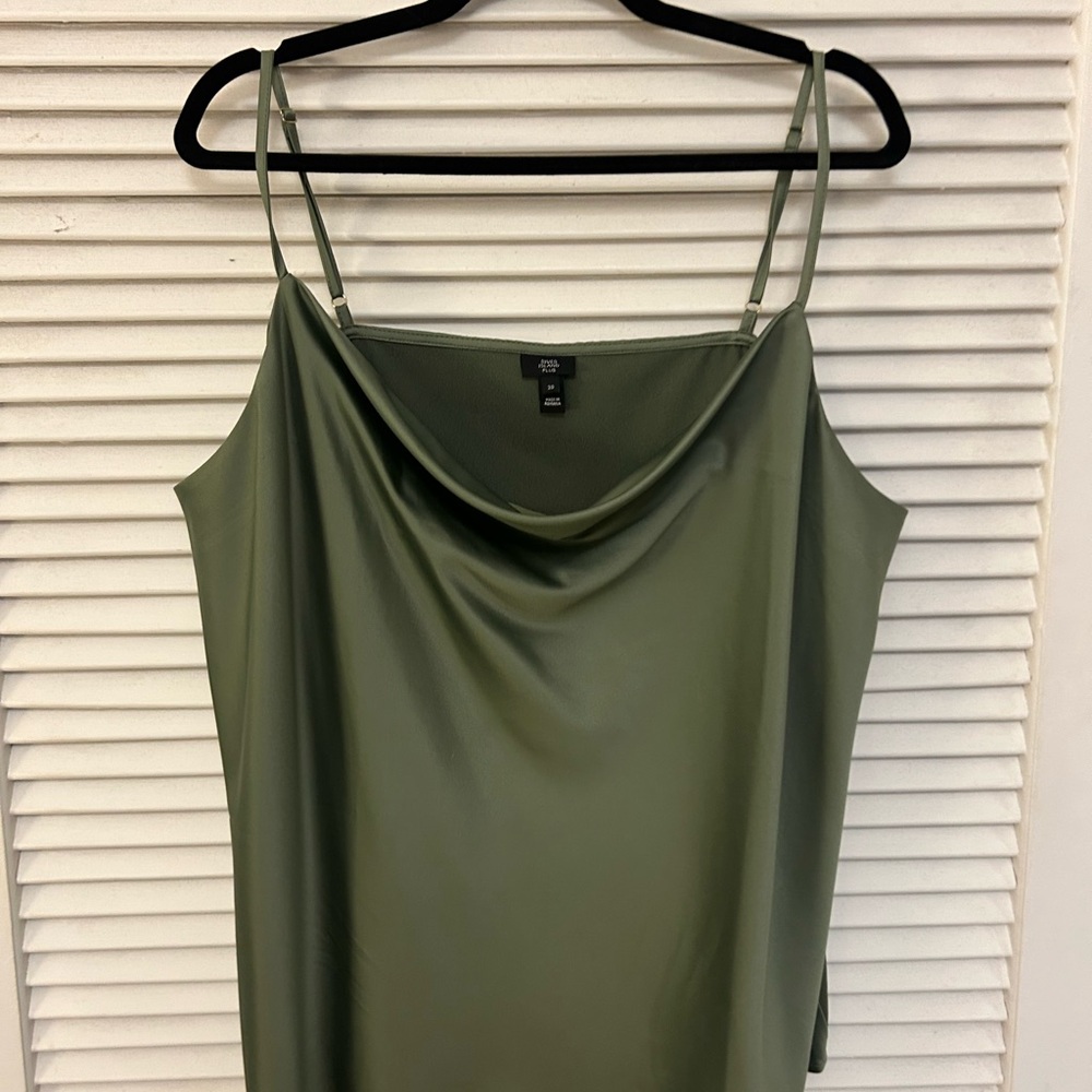 River Island Green Relaxed Satin Tank